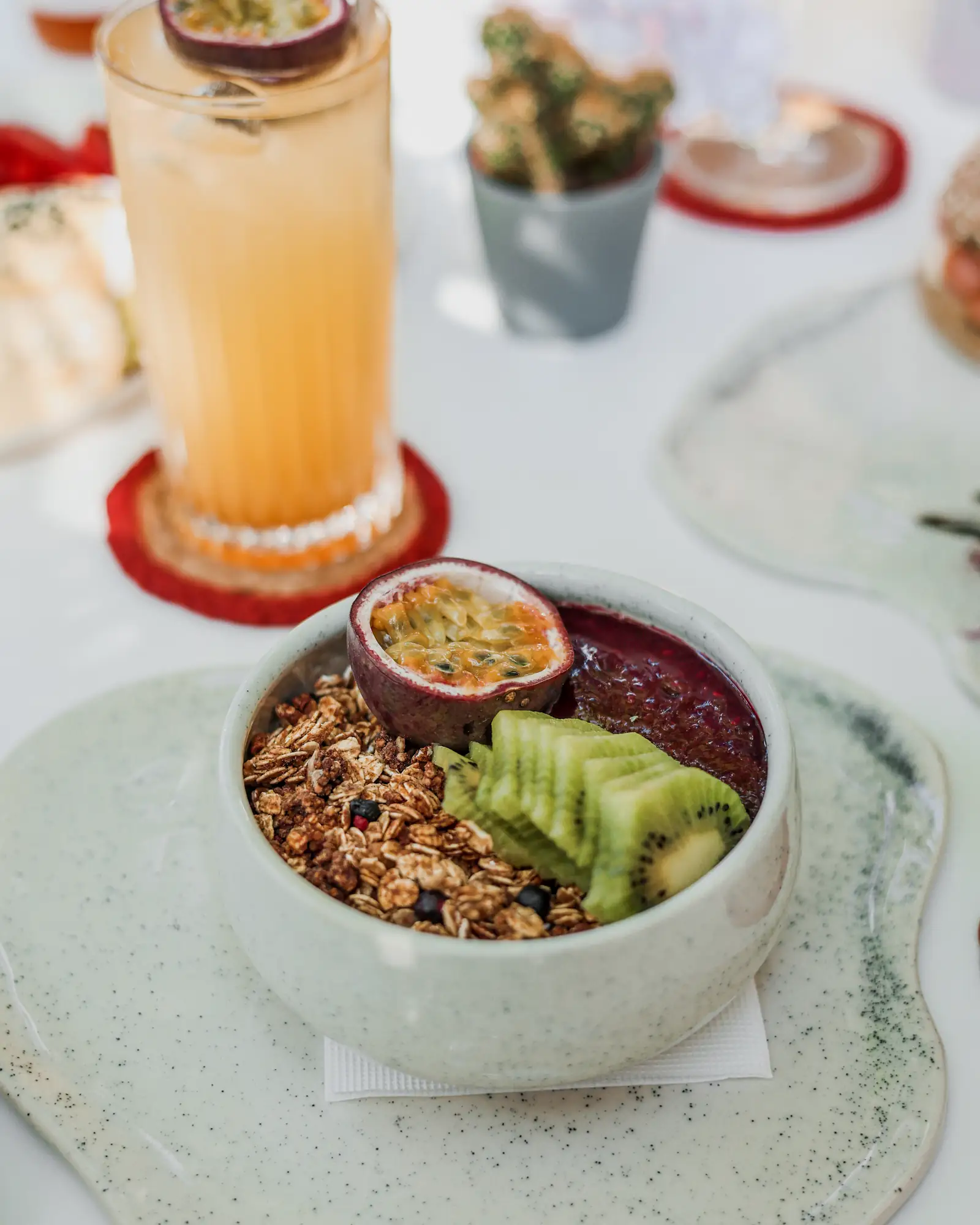Granola és limonádé a Smúz Caféban
