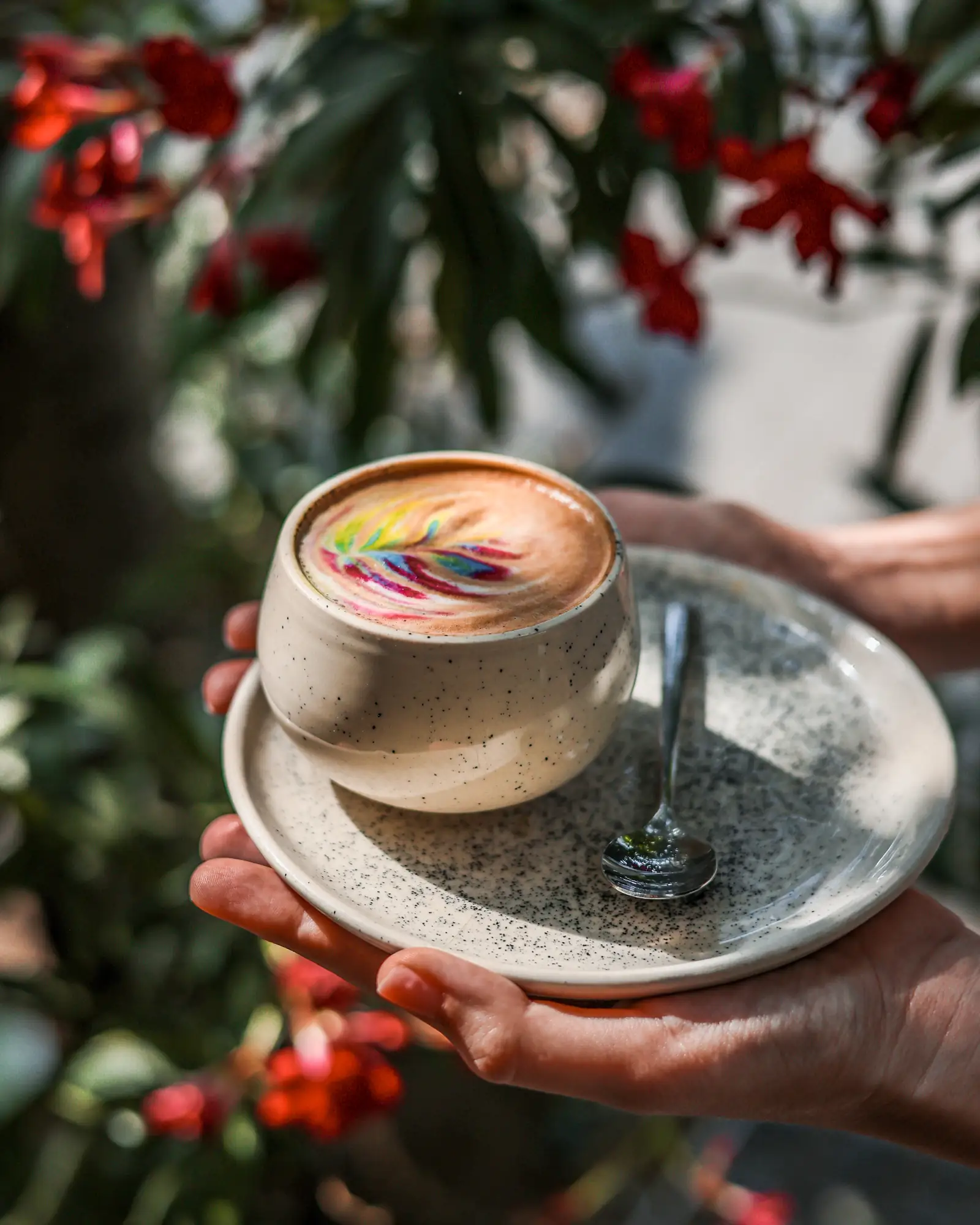 Multicolor latte – specialty kávé a Smúz Caféban